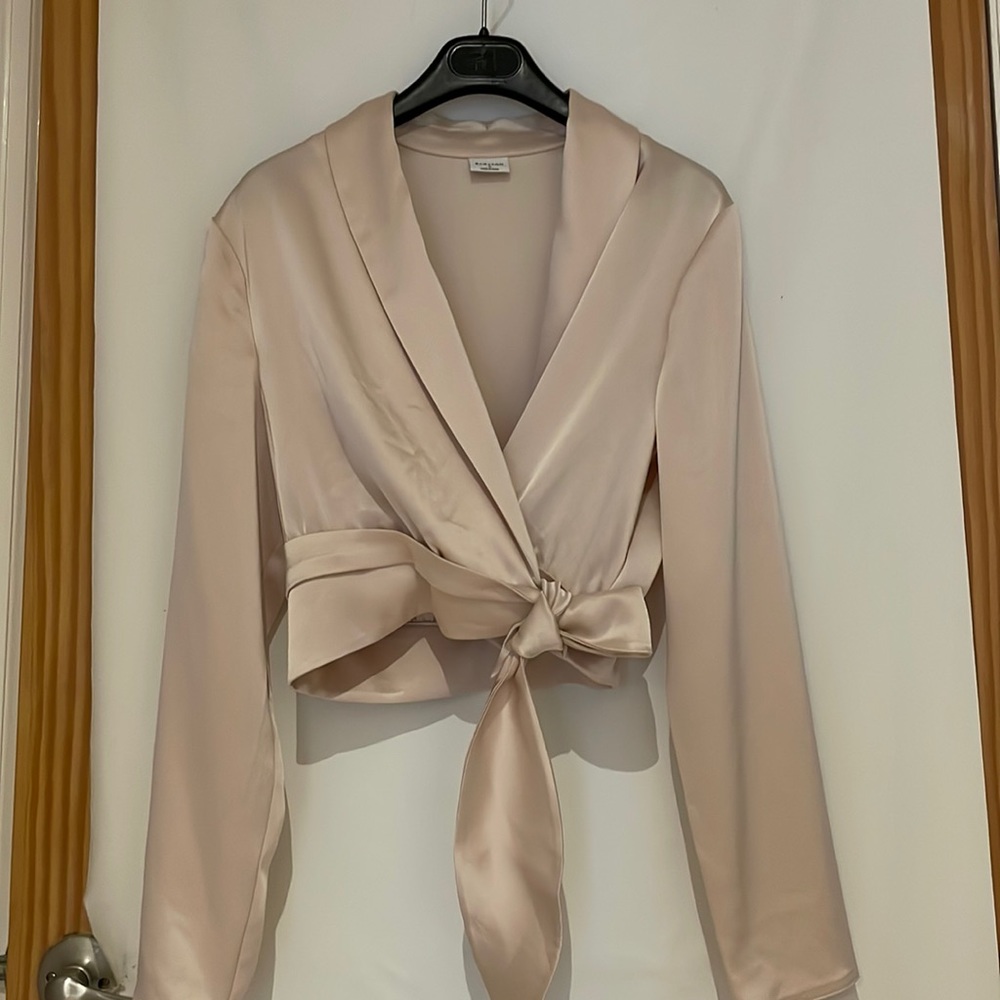 Stunning Babaton wrap blouse in thick, luxurious fabric